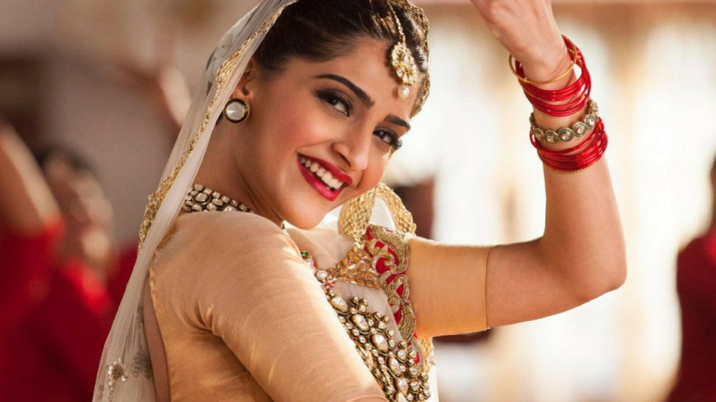 Sonam Kapoor: I’d rather have a wedding at home than anywhere else